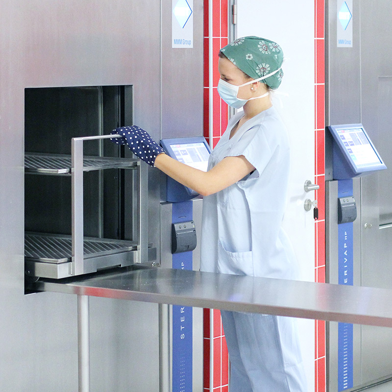 Sterilizátor STERIVAP HP s obsluhou